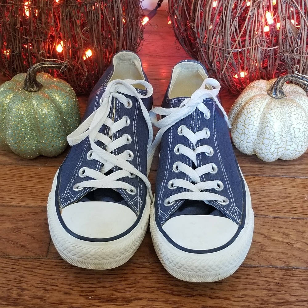 Converse Chuck Taylor Sneakers